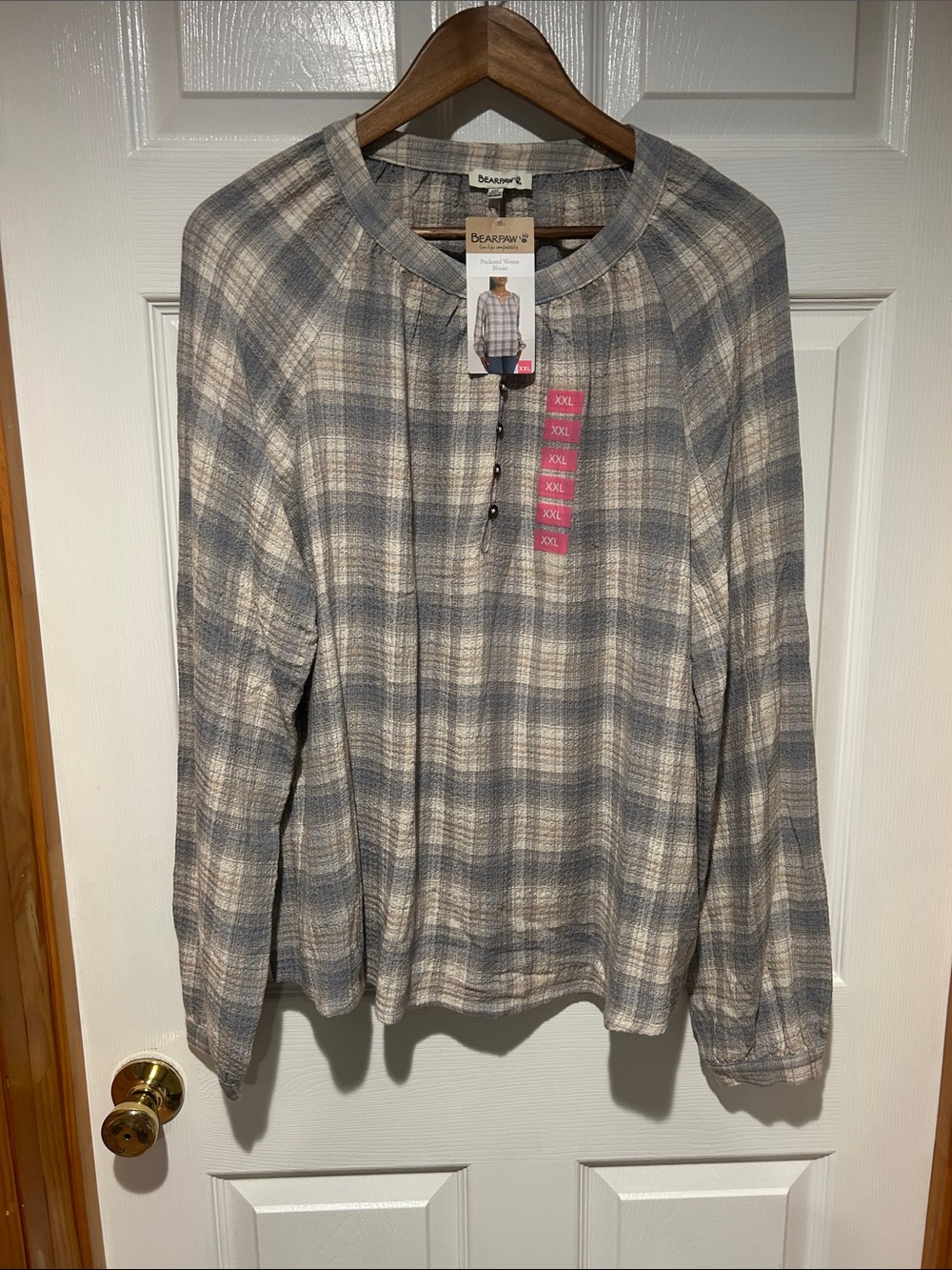 NWT BearPaw Gray & Cream Plaid Henley Top